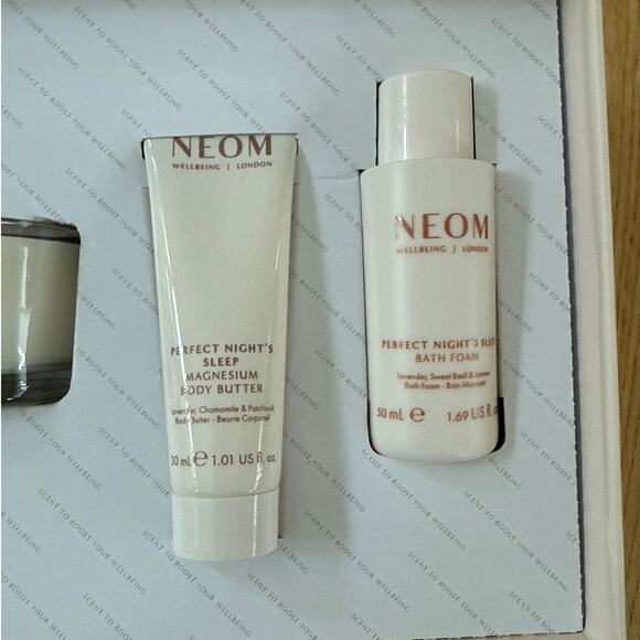 Neom Wellbeing London Perfect Night Sleep Discovery Collection Box - Picture 7 of 7
